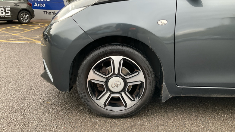 Toyota Aygo 1.0 VVT-i X-Clusiv 3 5dr Petrol Hatchback